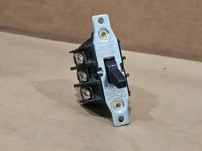 Used PASS & SEYMOUR 7803MD Misc Electrical & Power Parts British Columbia CA | Lenmark #1439272