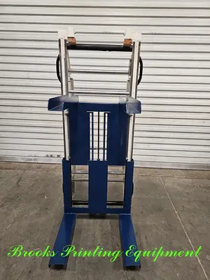 USED EZ TURNER 29