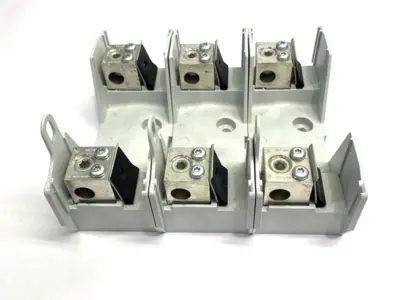 USED COOPER BUSSMANN FUSE BLOCK 3-POLE 600V 100A