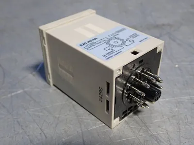 Used OMRON E2CAK4A Relays & Switches | HGR 24 #739069