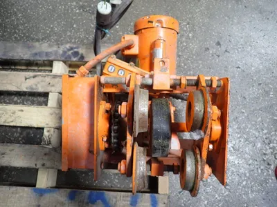Saturn Engineering 1000 Lbs Monorail Drive Tractor