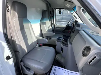 Used 2023 FORD E-450 Box trucks Florida US | Truck and Van Outlet #1509144