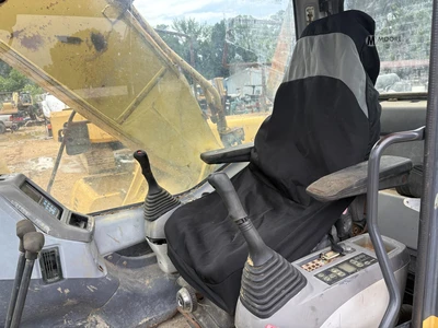 Used 2005 KOMATSU PC300 LC-7L Crawler Excavators Tennessee US | Moore Equipment #1517280