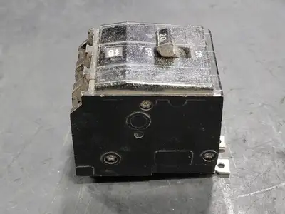 USED SQUARE D QO320