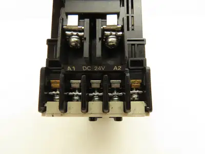 Fuji SC-05/G Magnetic Contactor w/Thermal Overload Relay 24V Coil 3PH Lot Of 2
