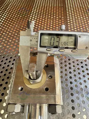 Used A&N CORPORATION STAINLESS STEEL BALL VALVE W/ KF40 VACUUM FITTING Valves/Fittings California US | Equipment Lab #1340313