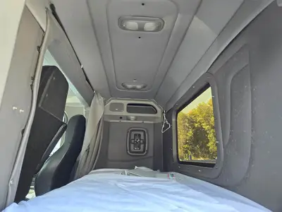 USED 2012 PETERBILT 388