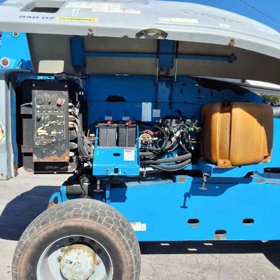 USED 2014 Genie S-85