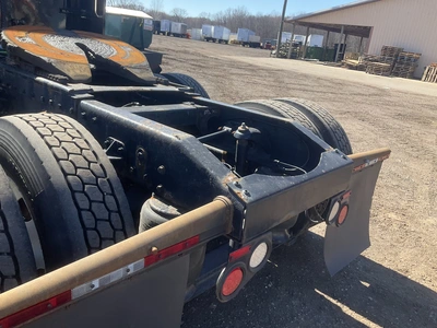 USED 2000 PETERBILT 379