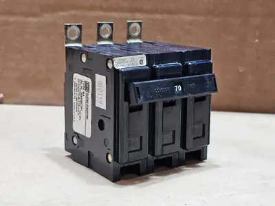 Used CUTLER-HAMMER BAB3070H Switchgears British Columbia CA | Lenmark #913718