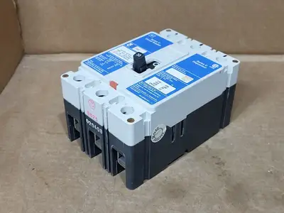 USED CUTLER-HAMMER FDC3030