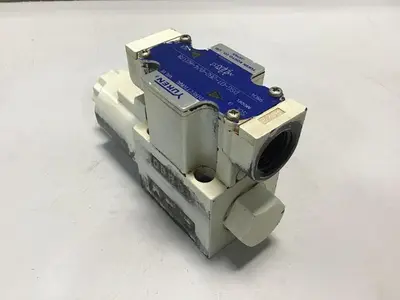 USED YUKEN DSG-01-2B2-D24-60378