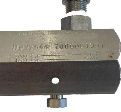 NEW TYCO /ANDERSON M9VIS-44 BLOCK AND BLEED VALVE M9VIS44