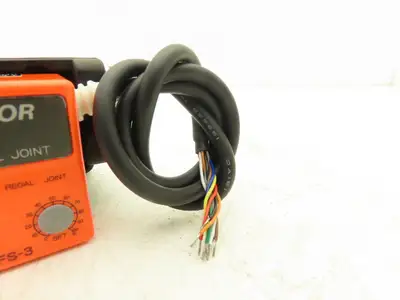 Regal Joint FS-310AR Flow Meter Sensor 24VDC 1/2" NPT Type FS-3