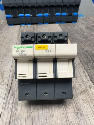 SCHNEIDER ELECTRIC DF143C RN-2019-W02 Electrical/PLC/Automation | ESS Industrial Equipment Sales (7)