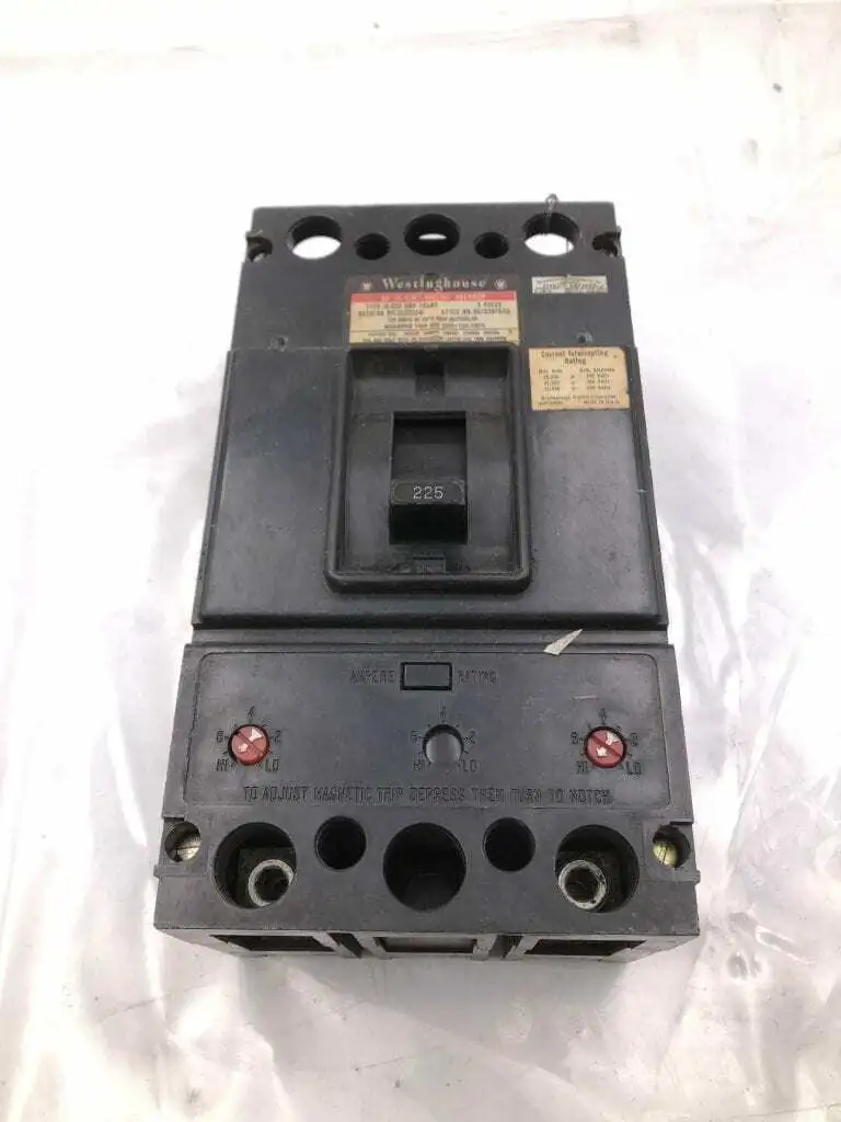 Westinghouse JA2225W 225A 2 Pole Molded Case Circuit Breaker 600VAC 250VDC