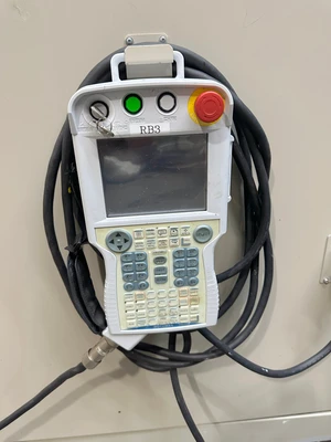 USED YASKAWA ES165D