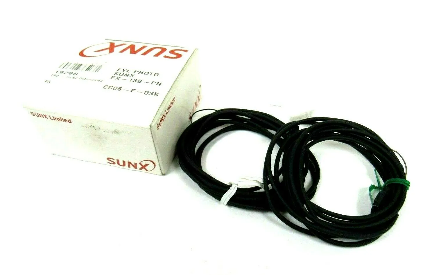 NEW SUNX EX-13B-PN PHOTOELECTRIC SENSOR EX13BPN
