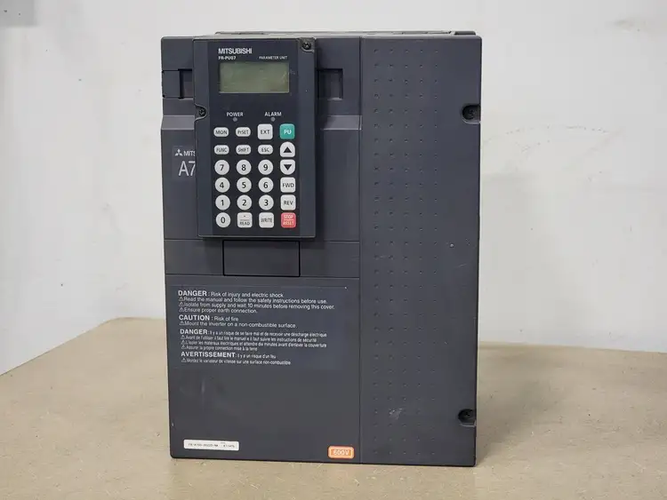 Used MITSUBISHI ELECTRIC CORPORATION FR-A760-00220-NA Switchgears British Columbia CA | Lenmark #240297