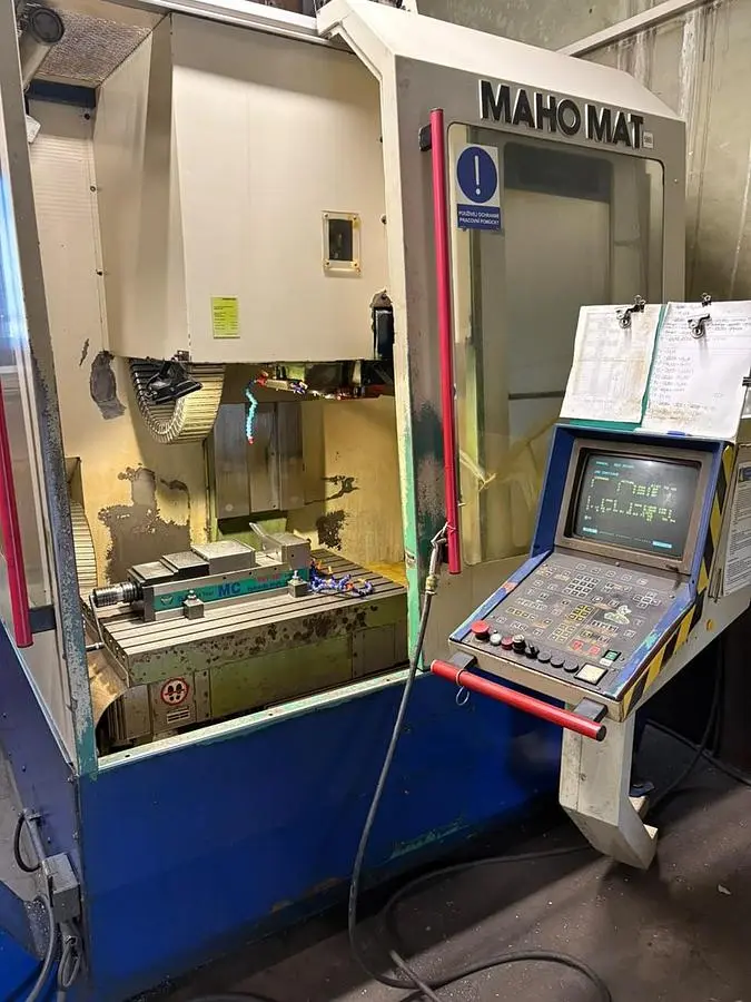 Used 1990 MAHO MAHOMAT 600 Vertical Machining Centers CZ | Amaron s.r.o. #1329034