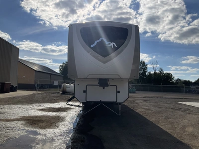 Used 2021 HIGHLAND RIDGE MESA RIDGE Campers, Caravans, Motorhomes Michigan US | Miedema Asset Management Group #1579962