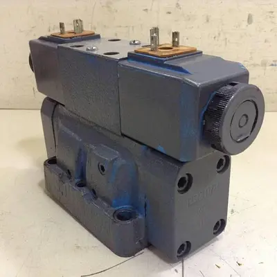 USED VICKERS DG4V-3-6C-M-U-HL7-60-B13