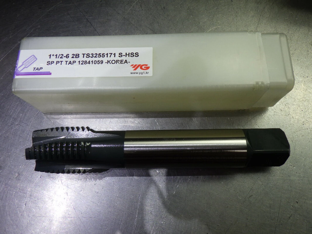 YG-1 1.5"-6 2B 4 Flute HSS-S Spiral Point Tap .924" Shank TS3255171 (LOC1281B)