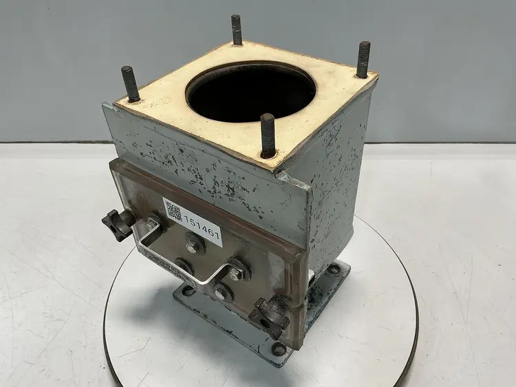 Used METAL FABRICATOR NO MODEL / NO TAG Magnets Michigan US | Ideal Machinery #689719