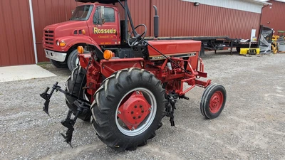 USED 1982 INTERNATIONAL 274