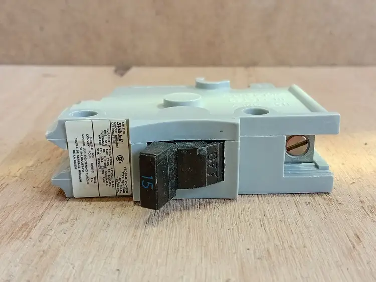 Used FEDERAL PIONEER NBH115 Switchgears British Columbia CA | Lenmark #1438450