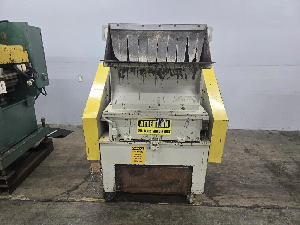 12" x 29.5" Nelmor Granulator, G12295M1, Dual 10 HP AC Motors