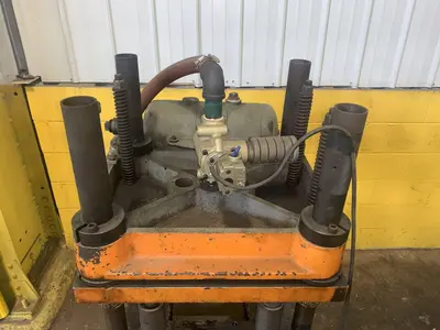 12 TON AIRAM 4-POST CUTOFF PRESS: STOCK #13726