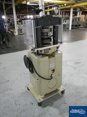 USED Manesty Manesty Betapress, 16 Station