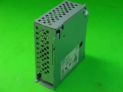USED OMRON S82J-01015D