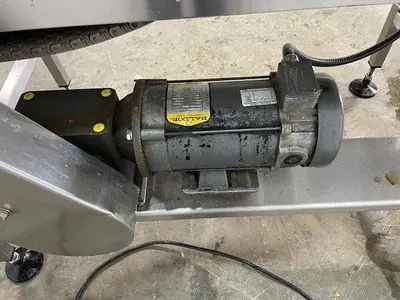 Bevco 8'L Conveyor