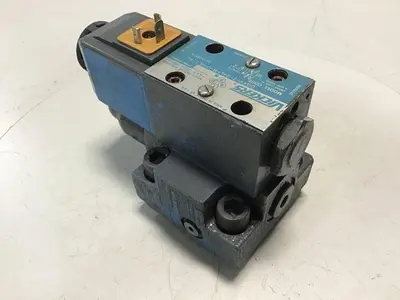 USED VICKERS DG4V-3-2AL-M-U-HL7-60