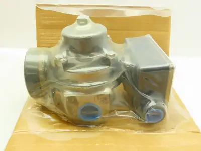 Universal Flow Monitors MN-IIB30GM-8-32V1.0-2NL-6D-10U 0 - 30 GPM Flow Meter