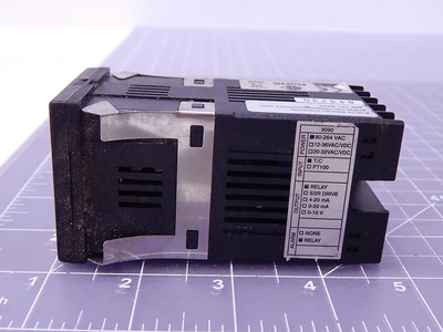 Used FUTURE DESIGN CONTROLS _UNKNOWN_ Temperature Controls | OCO Industrial #1613091