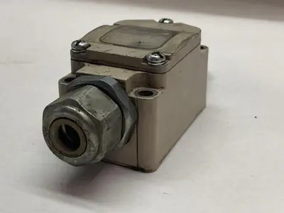 Used OMRON WLD2-LD Miscellaneous Equipment (Electrical & Power) Ohio US | Surplus Asset Holdings #1425646