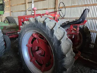 USED 1949 INTERNATIONAL MD