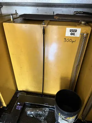 Used 2002 CHEVROLET C7500 Fuel & Lube Trucks Kentucky US | Proxy Equipment #1425954