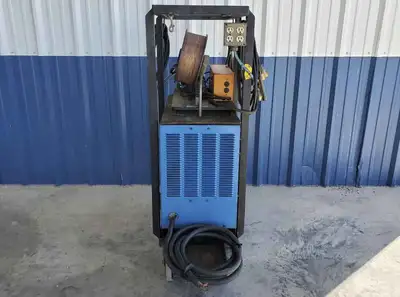 USED MILLER CP-300