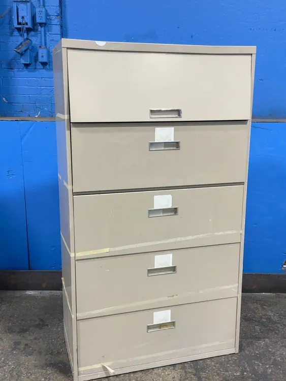 Used STEELCASE _UNKNOWN_ Cabinets Ohio US | HGR 24 #1083969