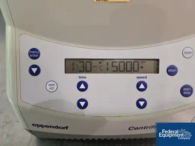 Used Eppendorf Eppendorf Model 5424 15,000 Rpm Centrifuge Lab Centrifuges Ohio US | Federal Equipment Company #1080182