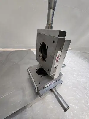 OLYMPUS TOKYO MICROSCOPE HEAD 341848 UNIT WITH MICRO CONTROLE MOUNT