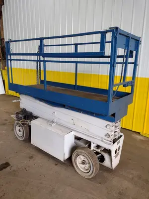 19' MARK INDUSTRIES MODEL #J19 SCISSOR MAN LIFT: STOCK #18153