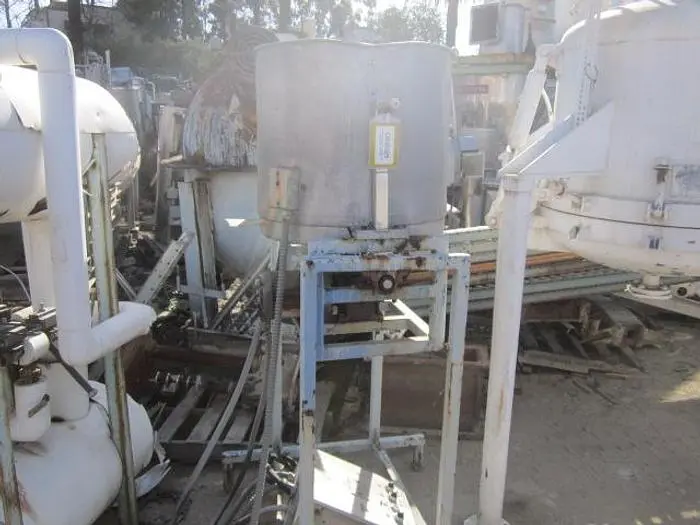 Used _UNKNOWN_ FA56C Stainless Steel Tanks California US | Machinery & Equipment #138477