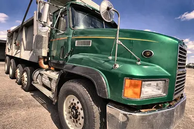 Used 1999 MACK CL713 Dump trucks Ohio US | Proxy Equipment #1383068