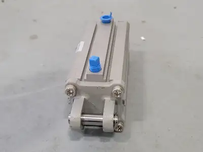 USED SMC CQ2D40-75DM