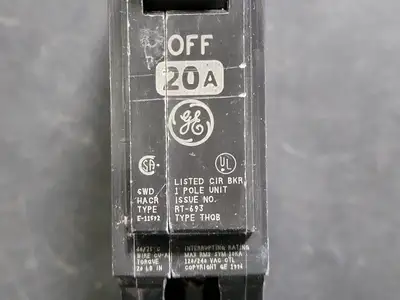Used GENERAL ELECTRIC THQB120 Switchgears British Columbia CA | Lenmark #241771